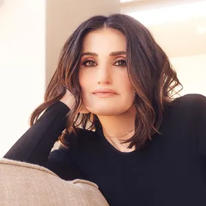  Idina Menzel